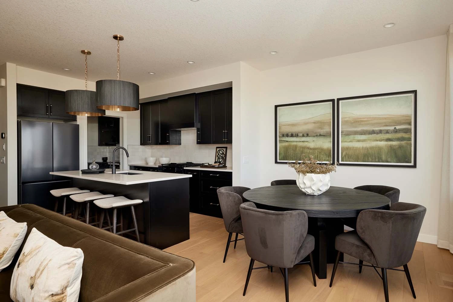 Cardel Designs Dining 08