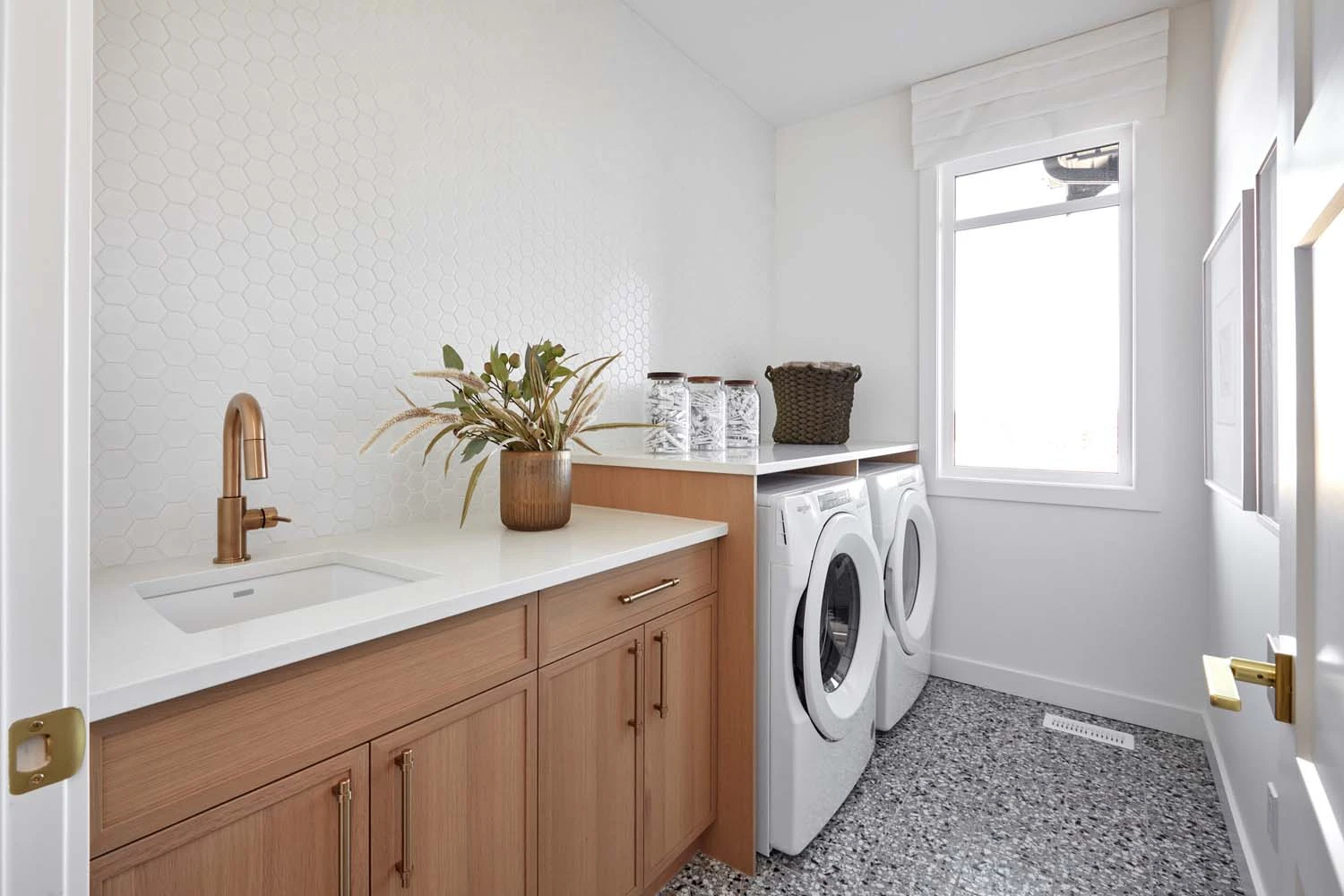 Cardel Designs Laundry Closet 13